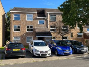 Canterbury Court, Stapleton